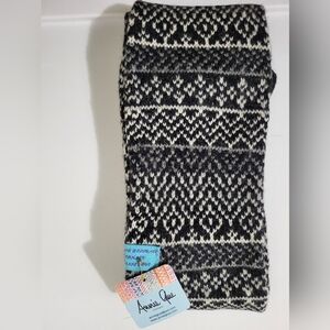 Black & White Patterned Wool Scarf By Annie Glue Knitwear 64"×4" New